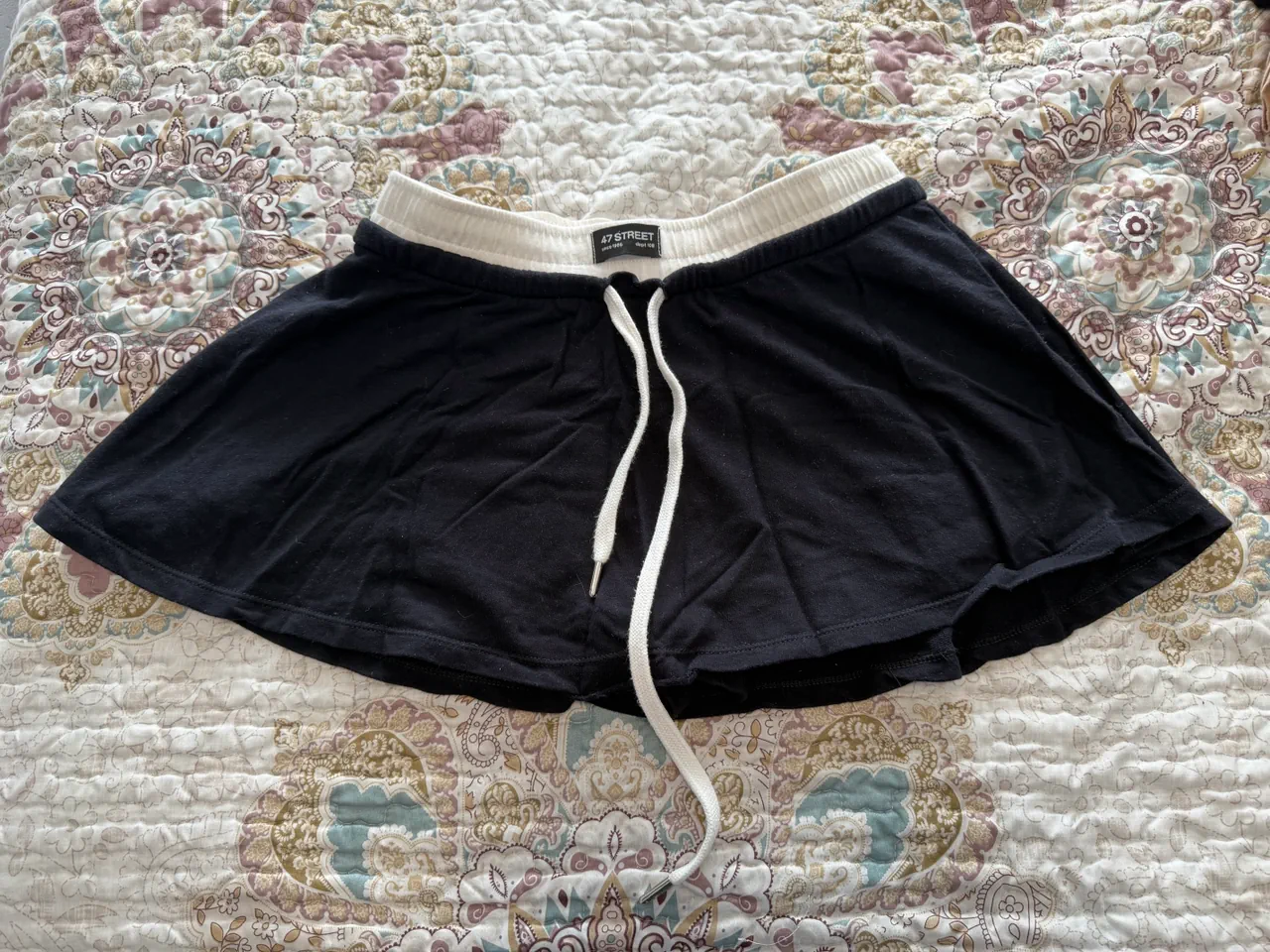 47 Street · Talle 2