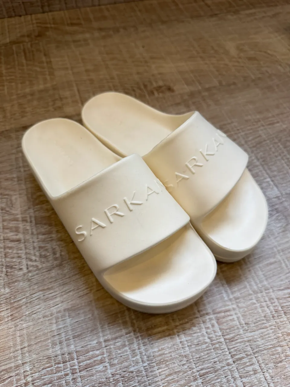 Ojotas Sarkany · Talle AR 36