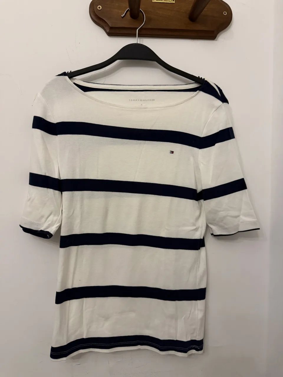 Remera Tommy Hilfiger - imagen 1