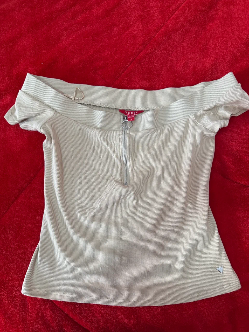 Remera GUESS - imagen 1