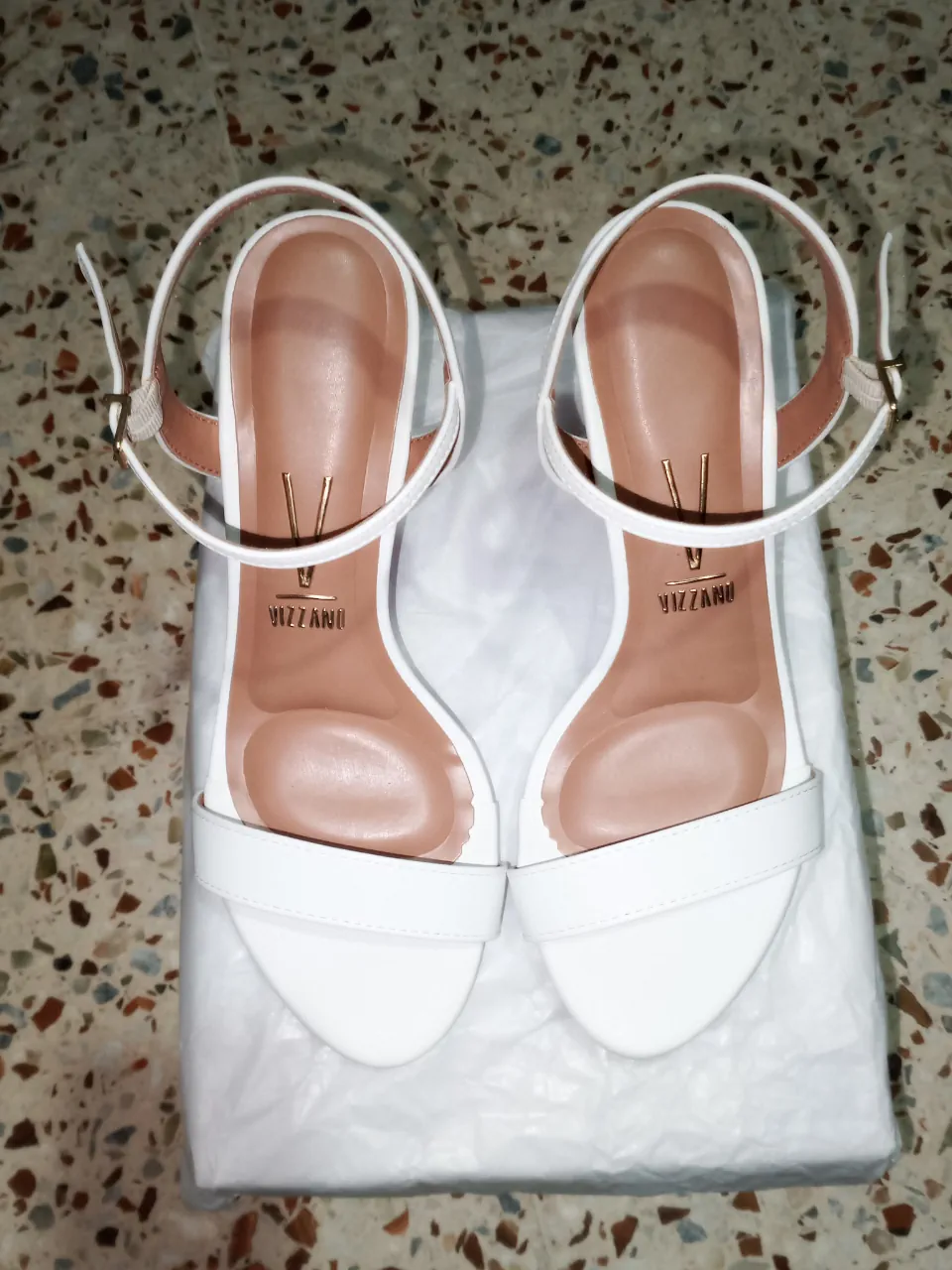 Vizzano · Talle AR 38