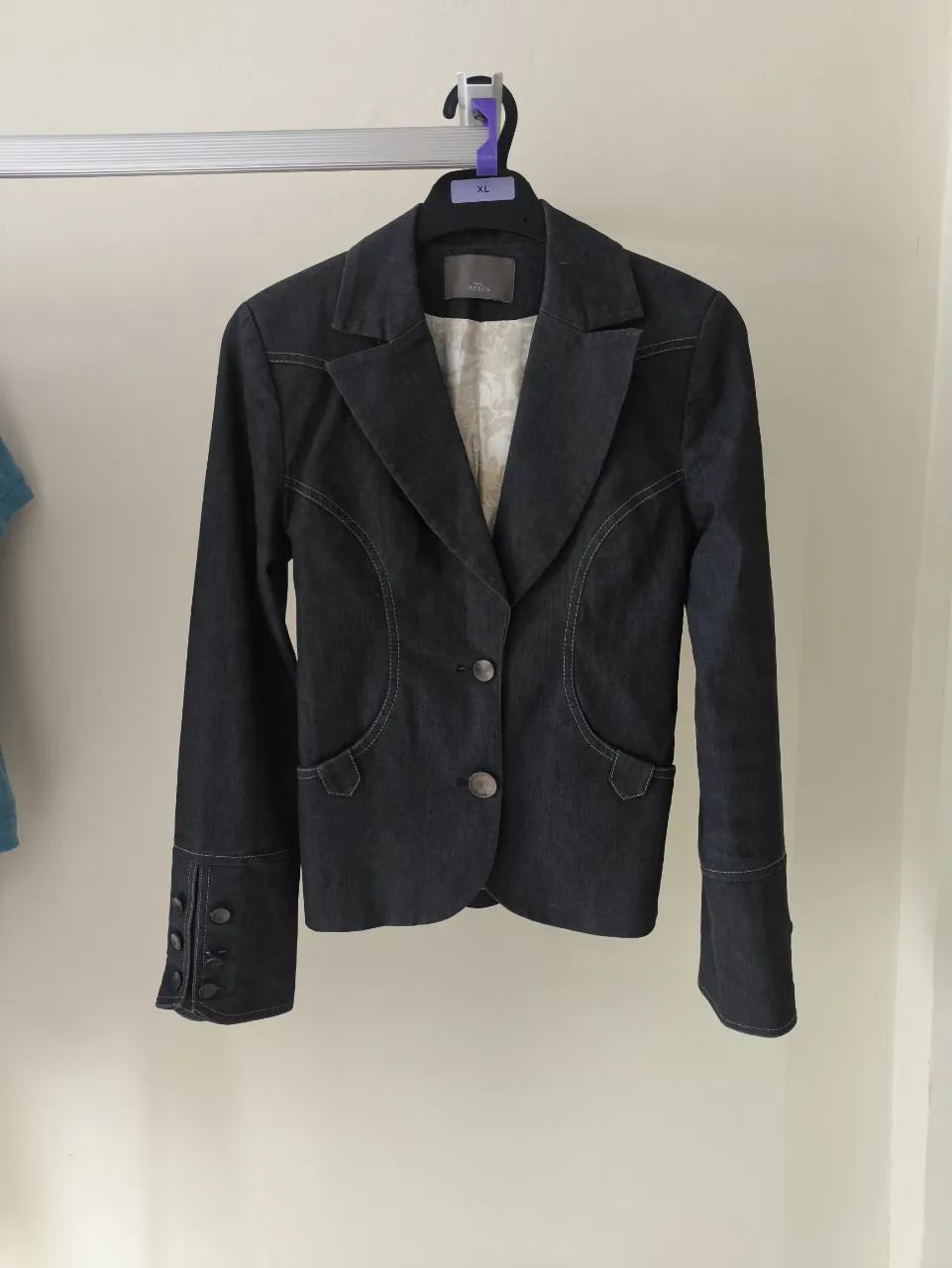 Blazer Ayres - imagen 2