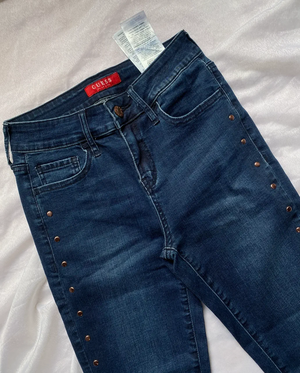 Jean GUESS - imagen 1