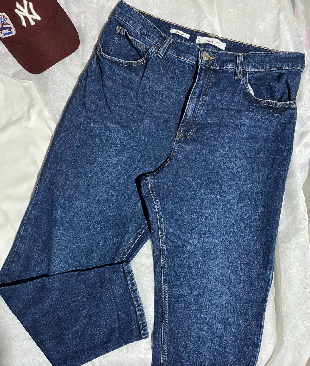 Jean Mango - imagen 1