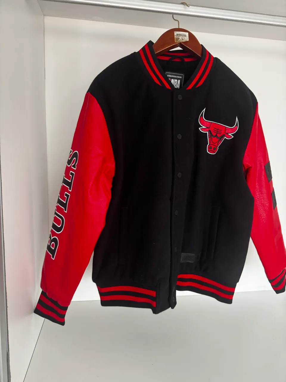Campera NBA · Talle L
