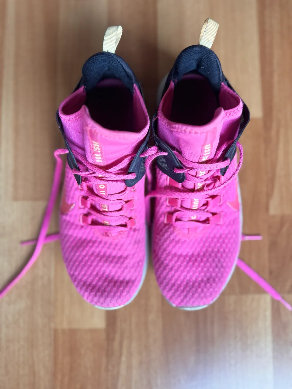 Nike · Talle AR 38