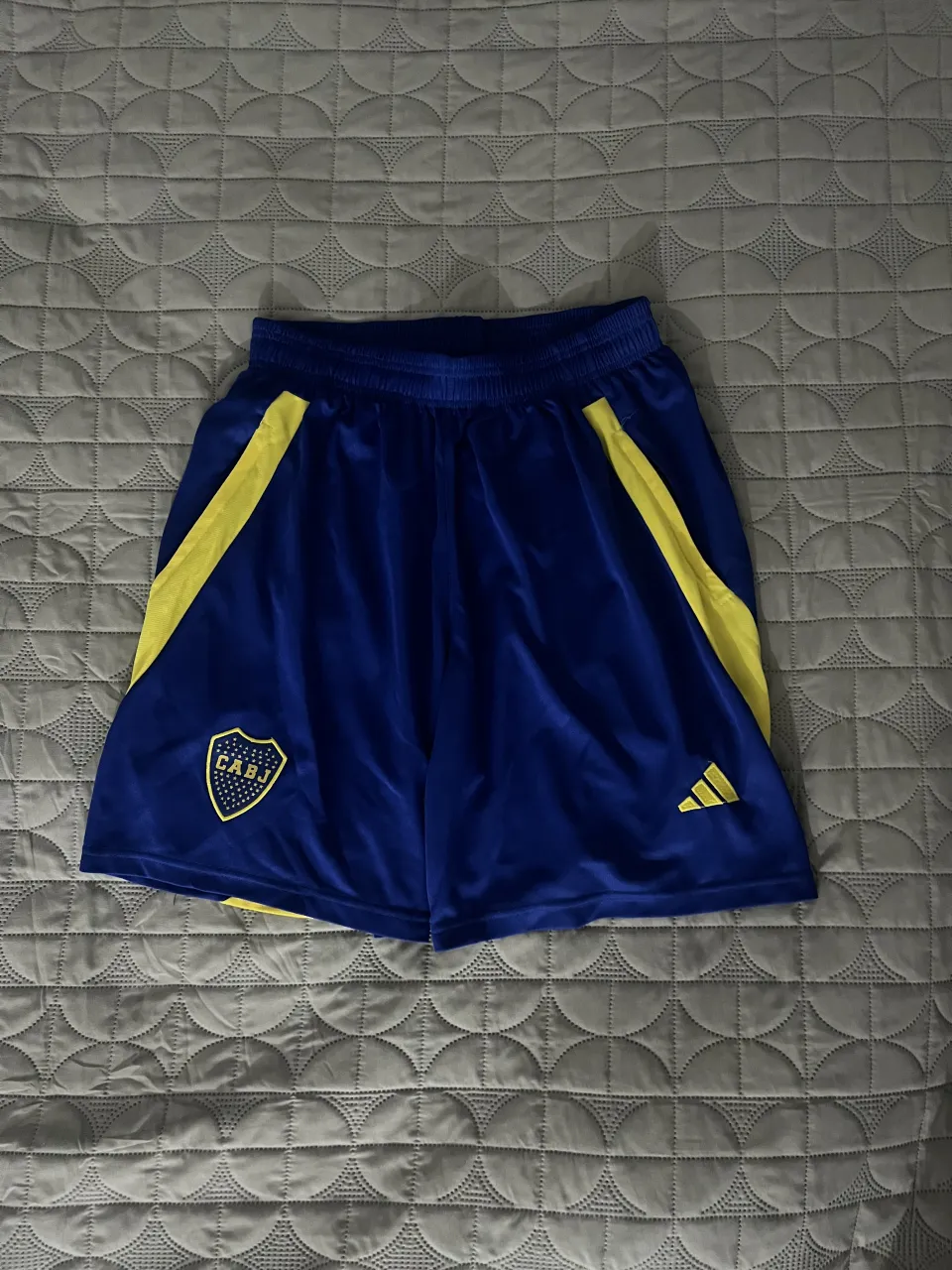 Short adidas · Talle L