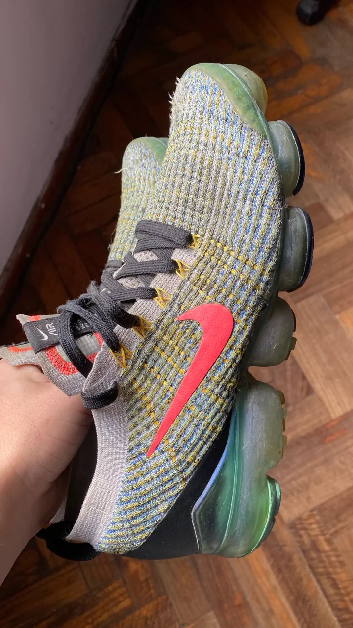 Nike · Talle US 9.5