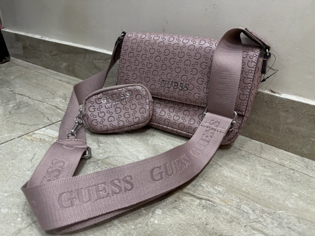 Cartera GUESS