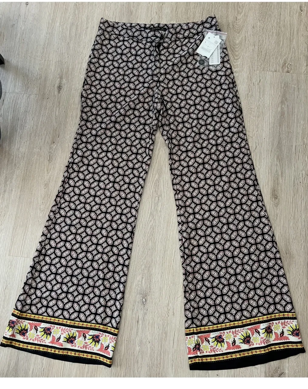 Pantalón Zara · Talle L