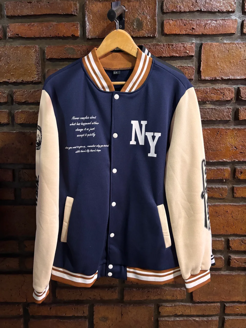 Campera Otra · Talle L