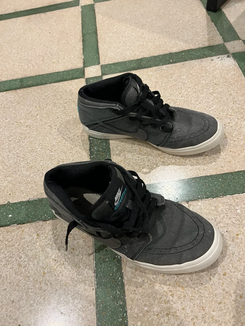 Nike · Talle US 7