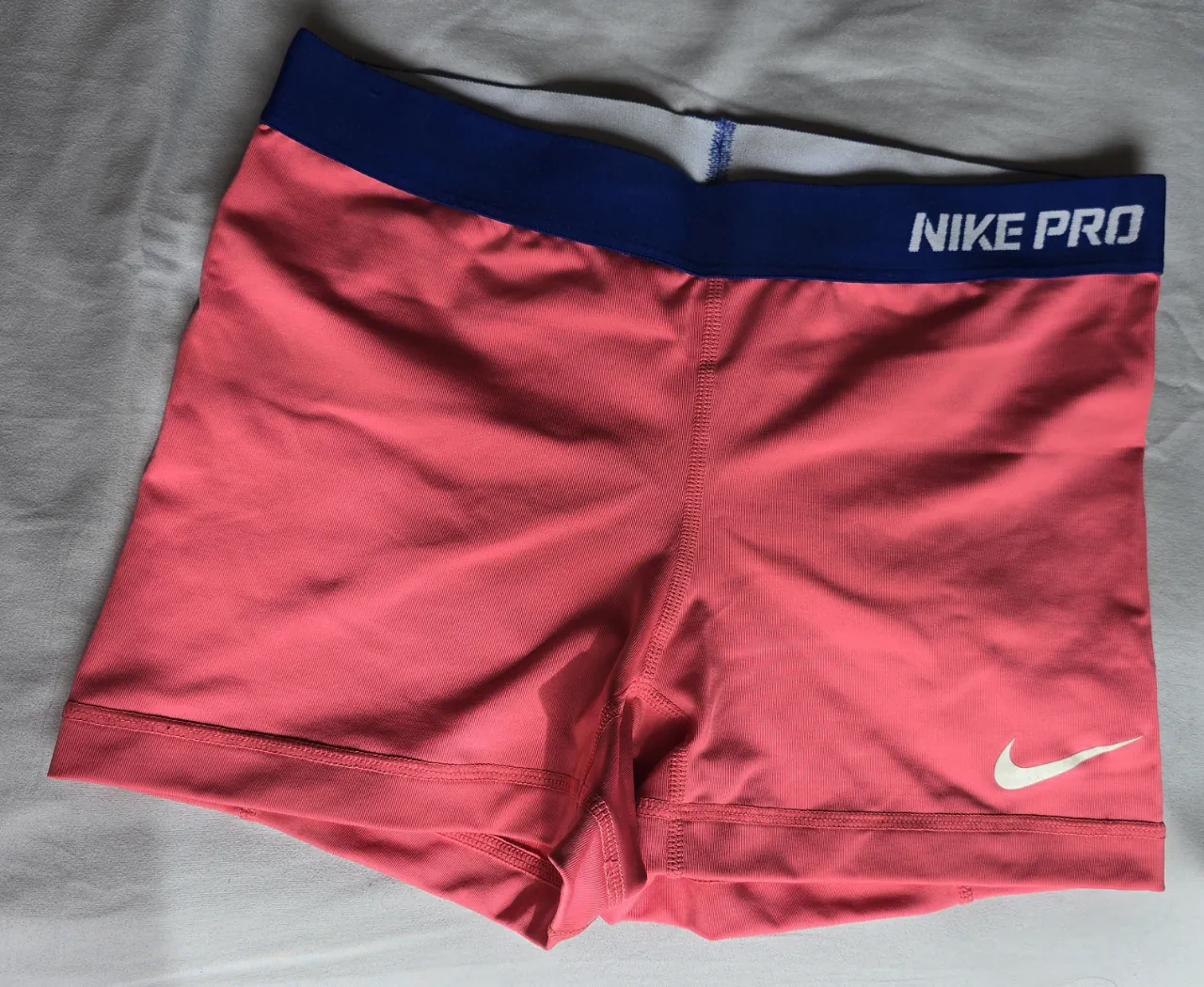 Nike · Talle M