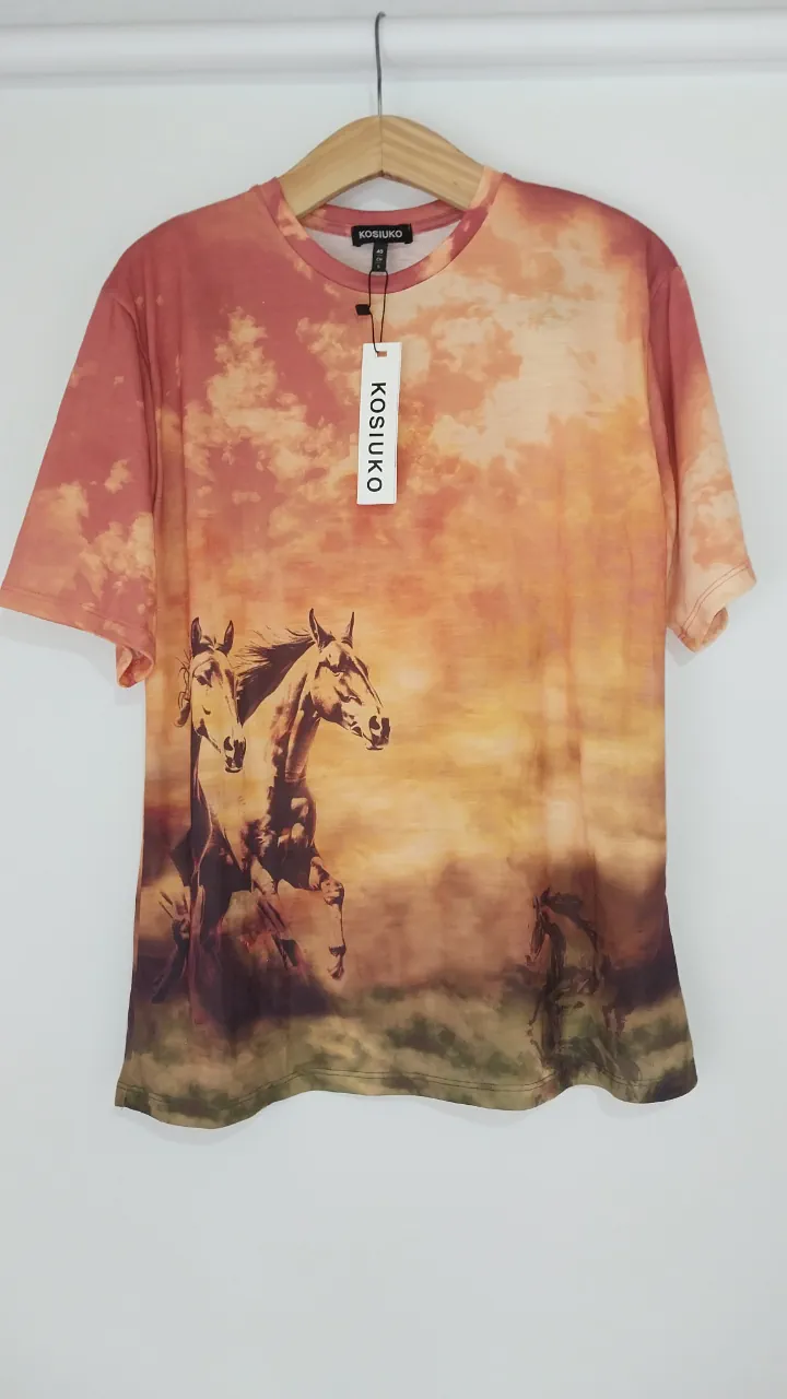 Remera Kosiuko · Talle S