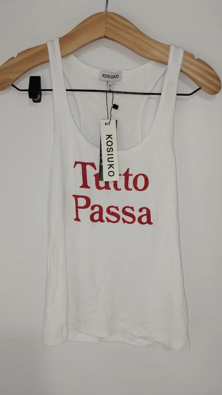 Musculosa Kosiuko - imagen 1