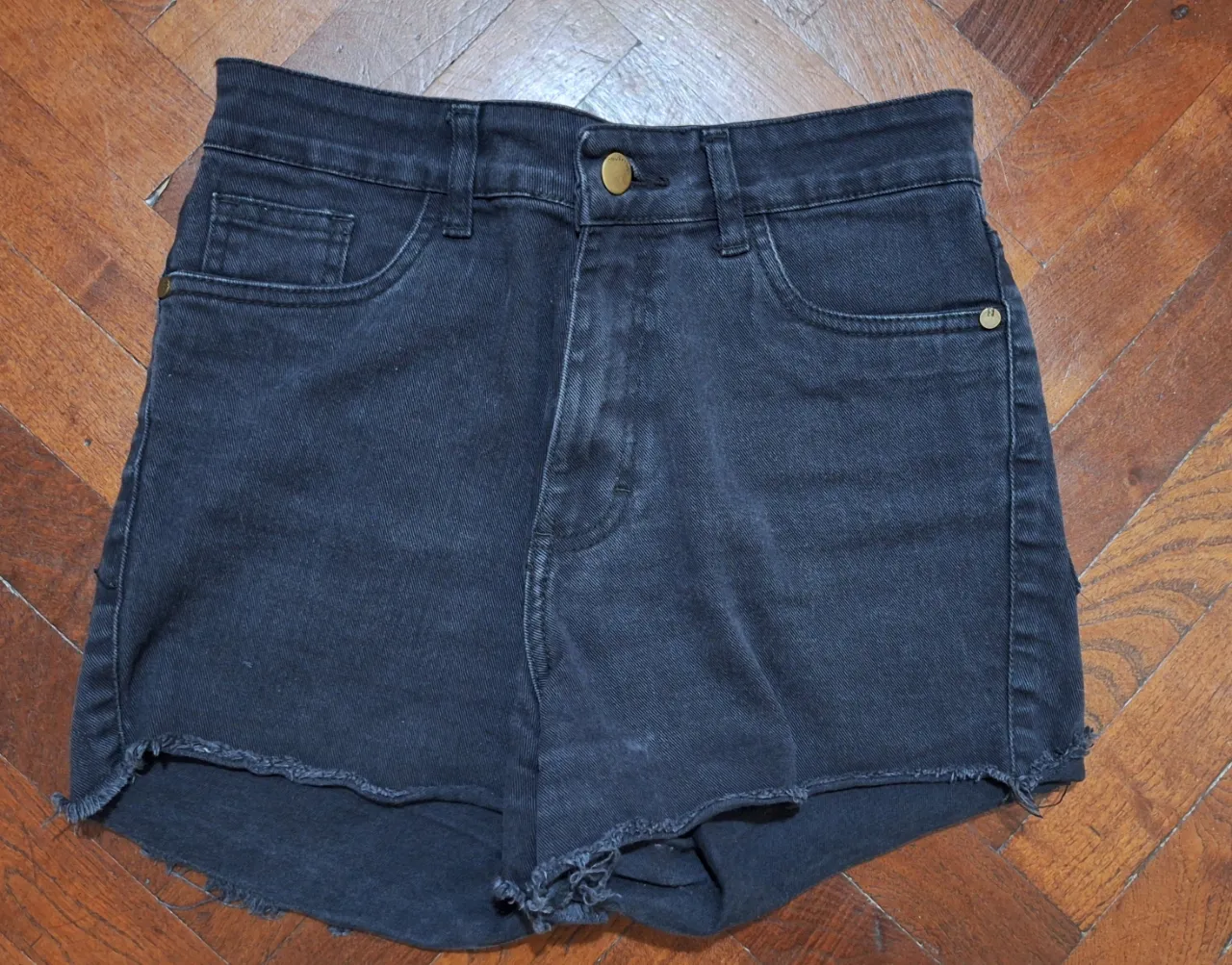 Short Billabong · Talle EU 34