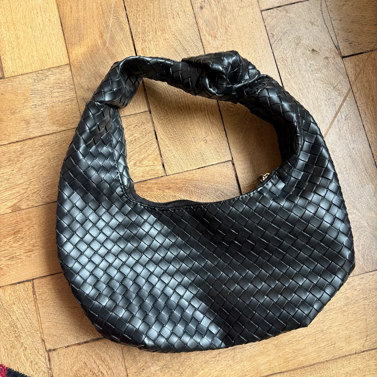 Cartera Cuatro creaciones