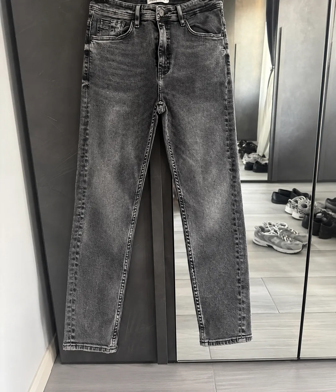 Zara · Talle EU 42