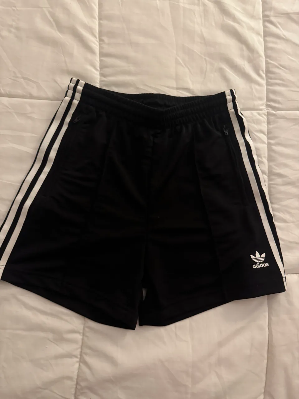 Short adidas - imagen 1