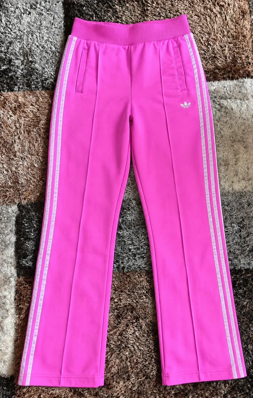 Pantalón adidas · Talle M