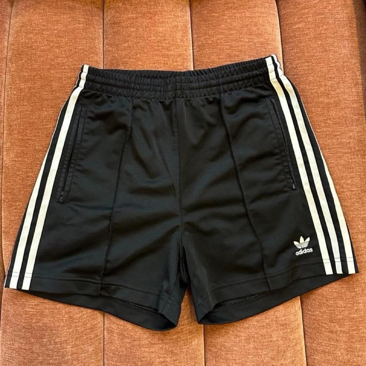 Short adidas - imagen 1