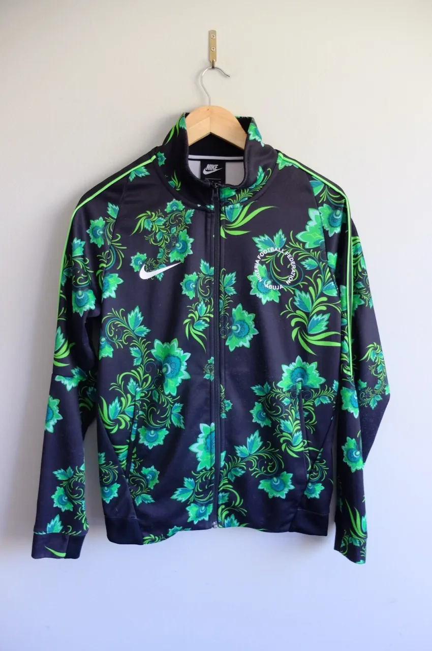 Buzo Nike - imagen 1