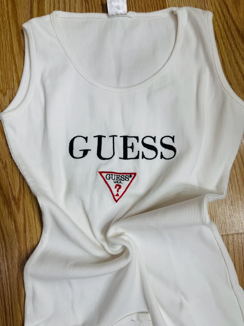 GUESS · Talle S
