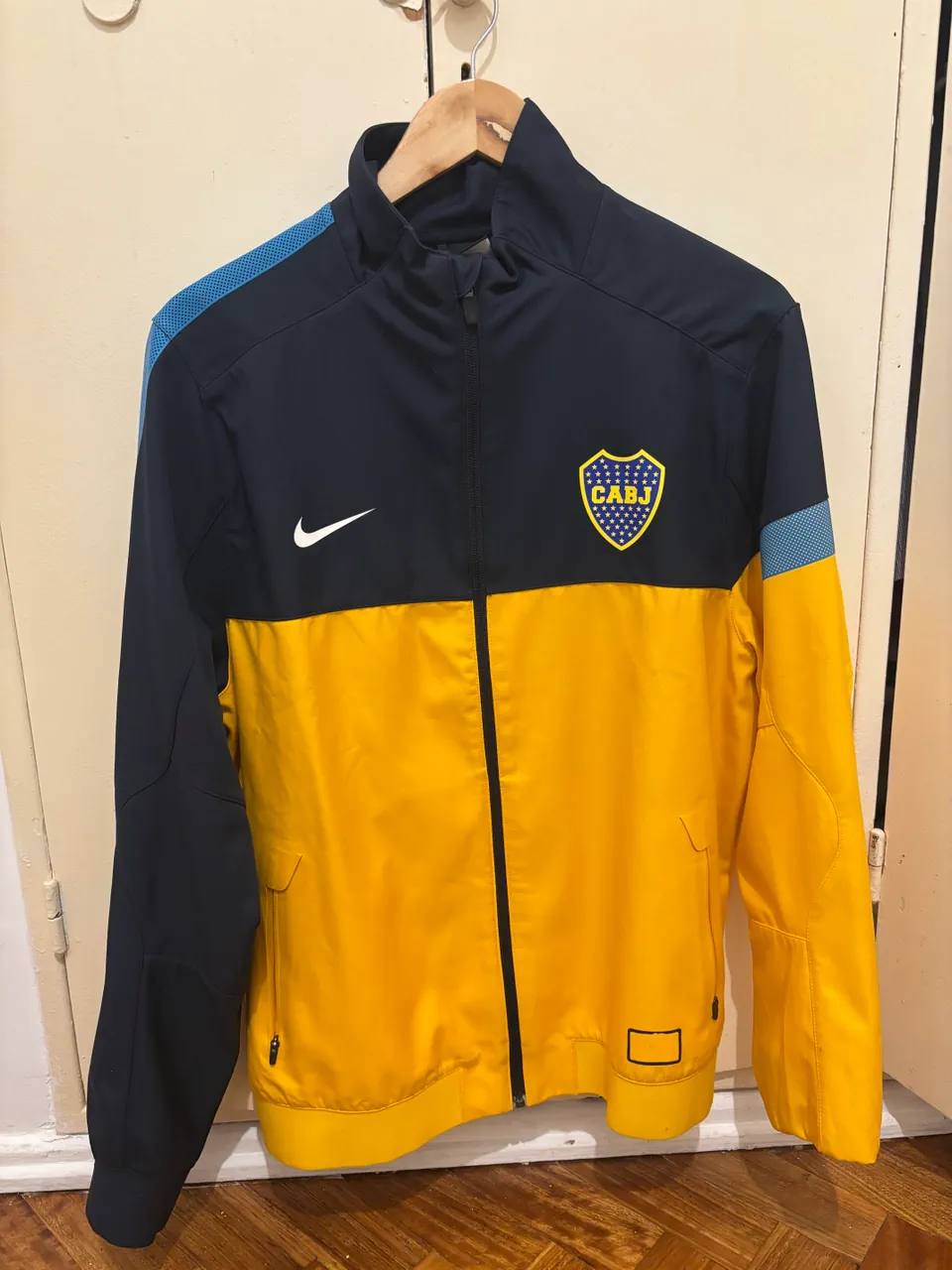 Nike · Talle L