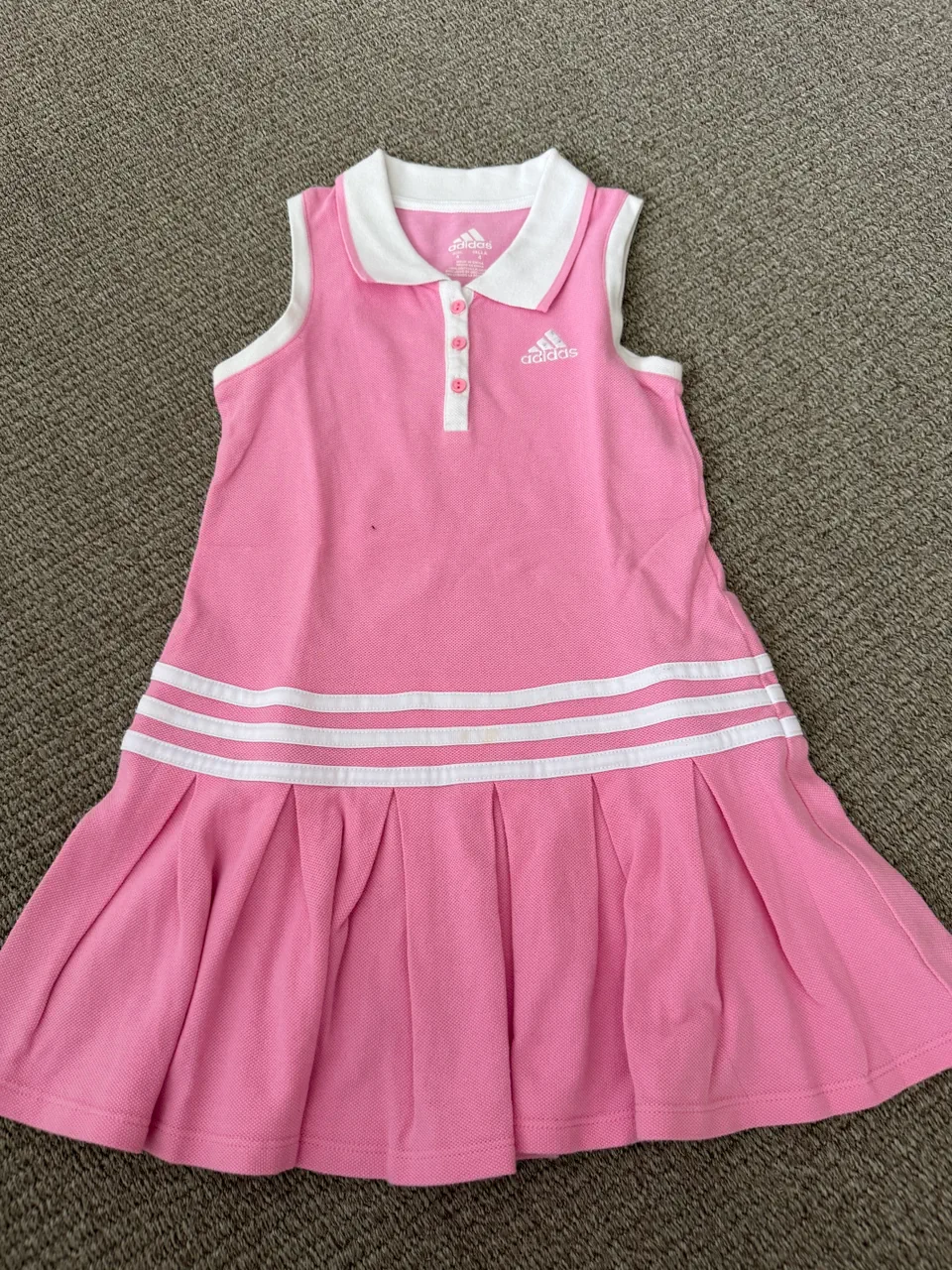 Vestido corto adidas · Talle 4 años / 104 cm