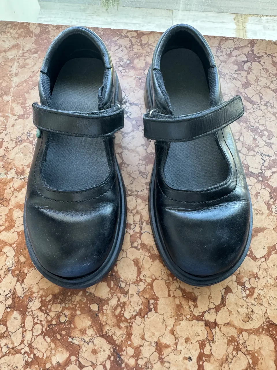 Ocasión especial Kickers · Talle AR 36