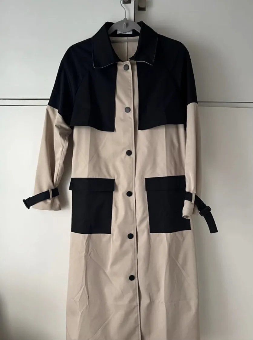 Trench Maria Cher · Talle único