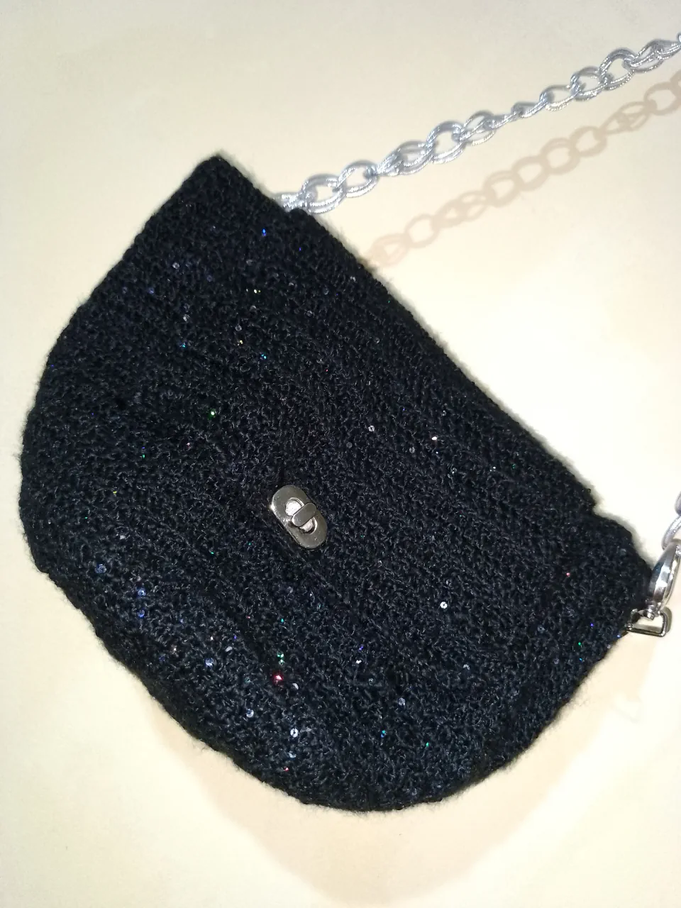 Cartera Rita y sus hilos