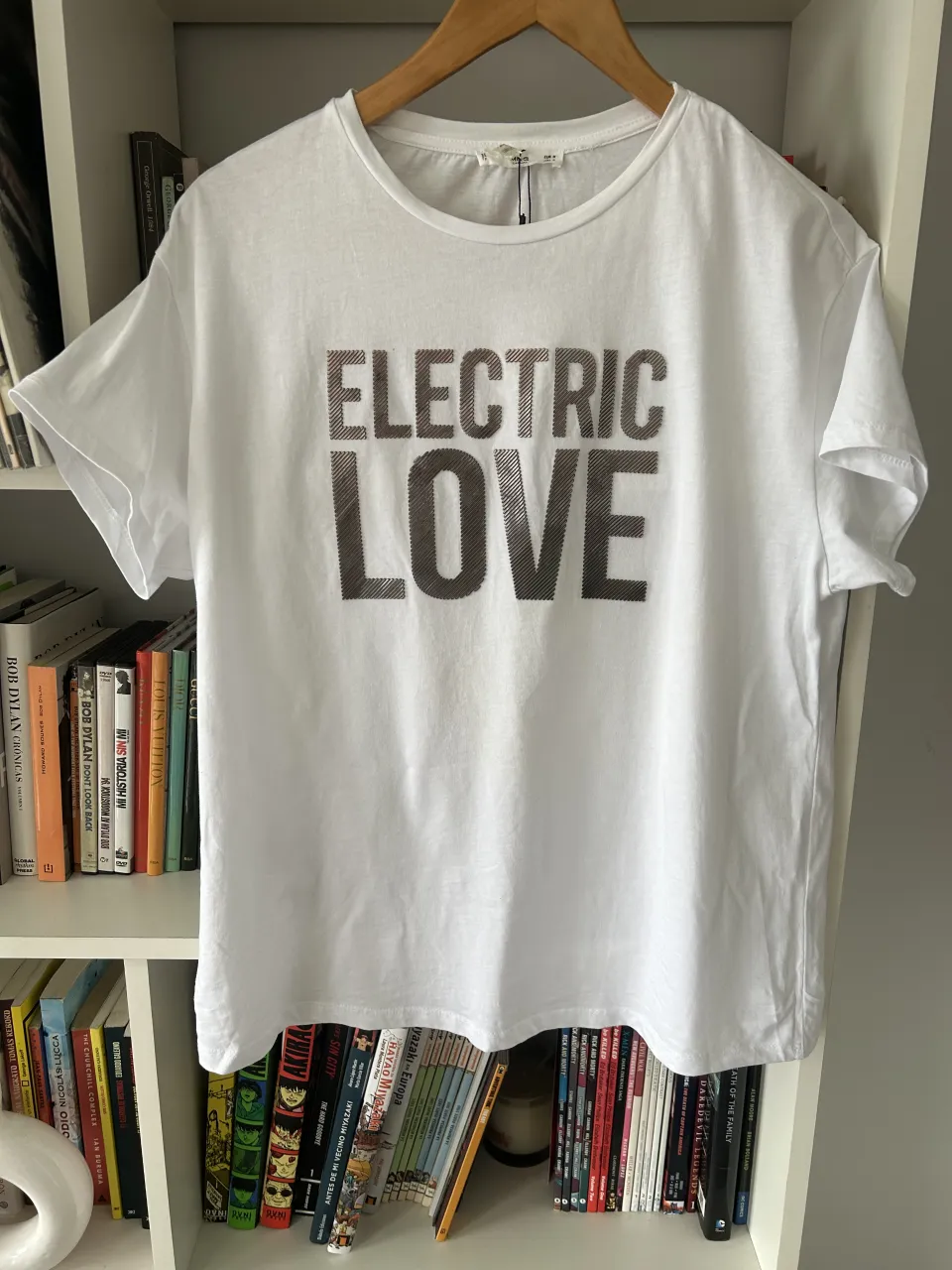 Remera Mango · Talle M