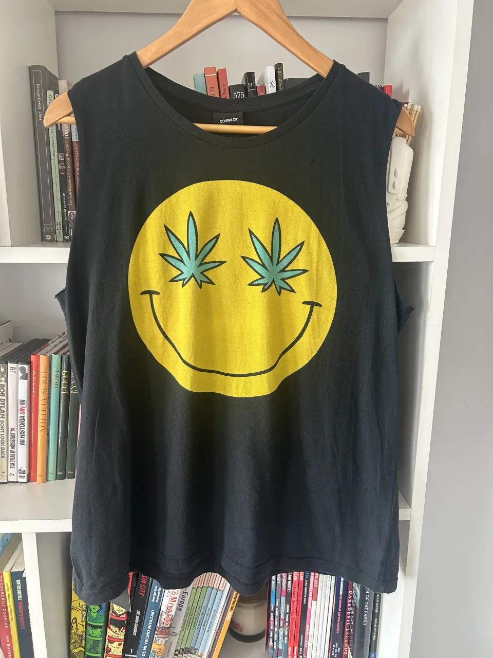 Musculosa Complot · Talle L
