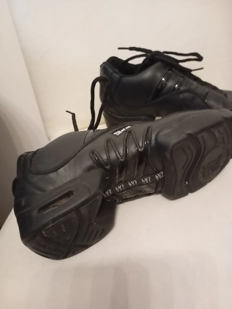 Zapatillas 2x4 · Talle AR 38
