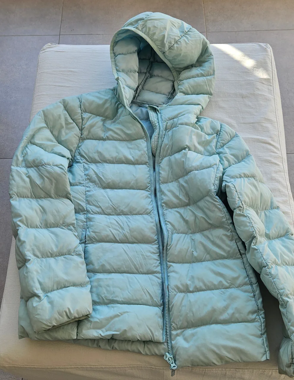 Campera de plumas Uniqlo - imagen 1