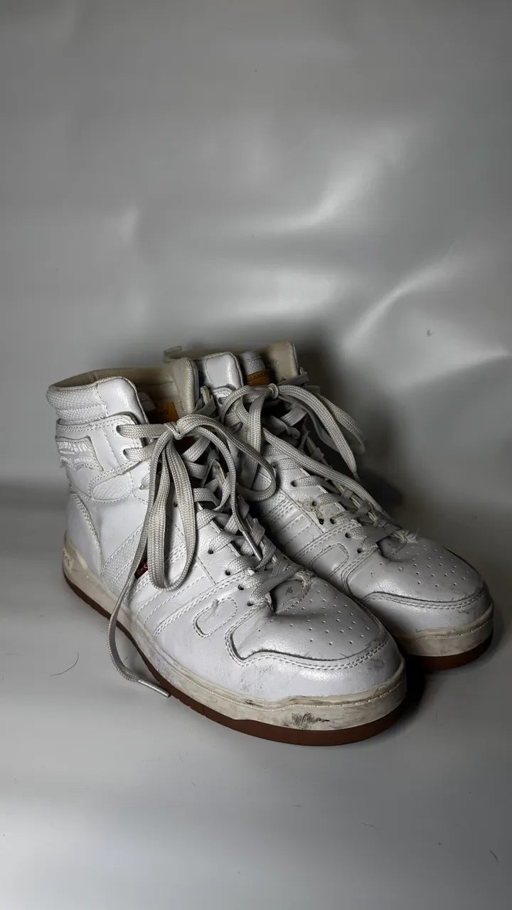 Levi's · Talle US 9