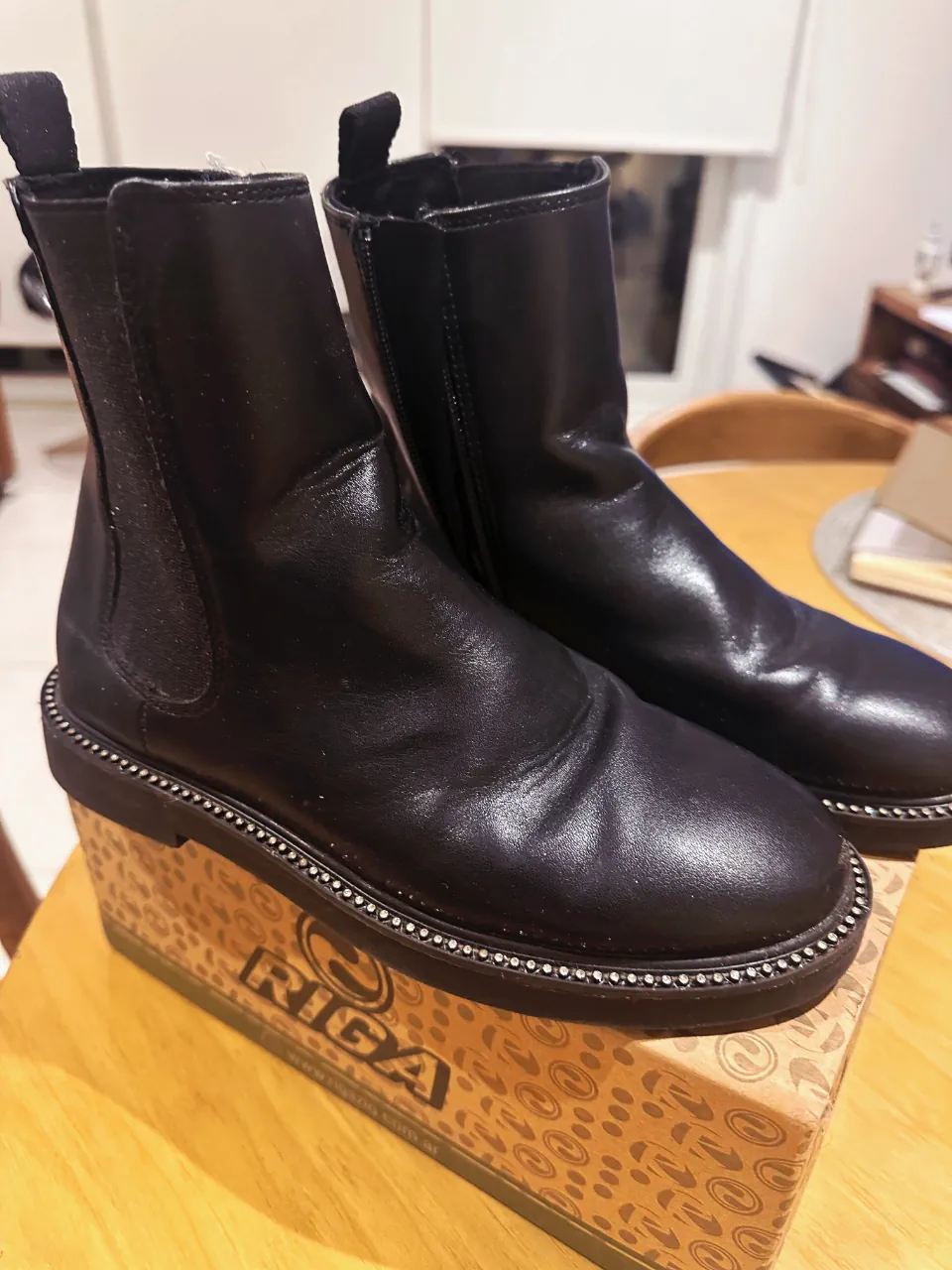 Zara · Talle AR 35