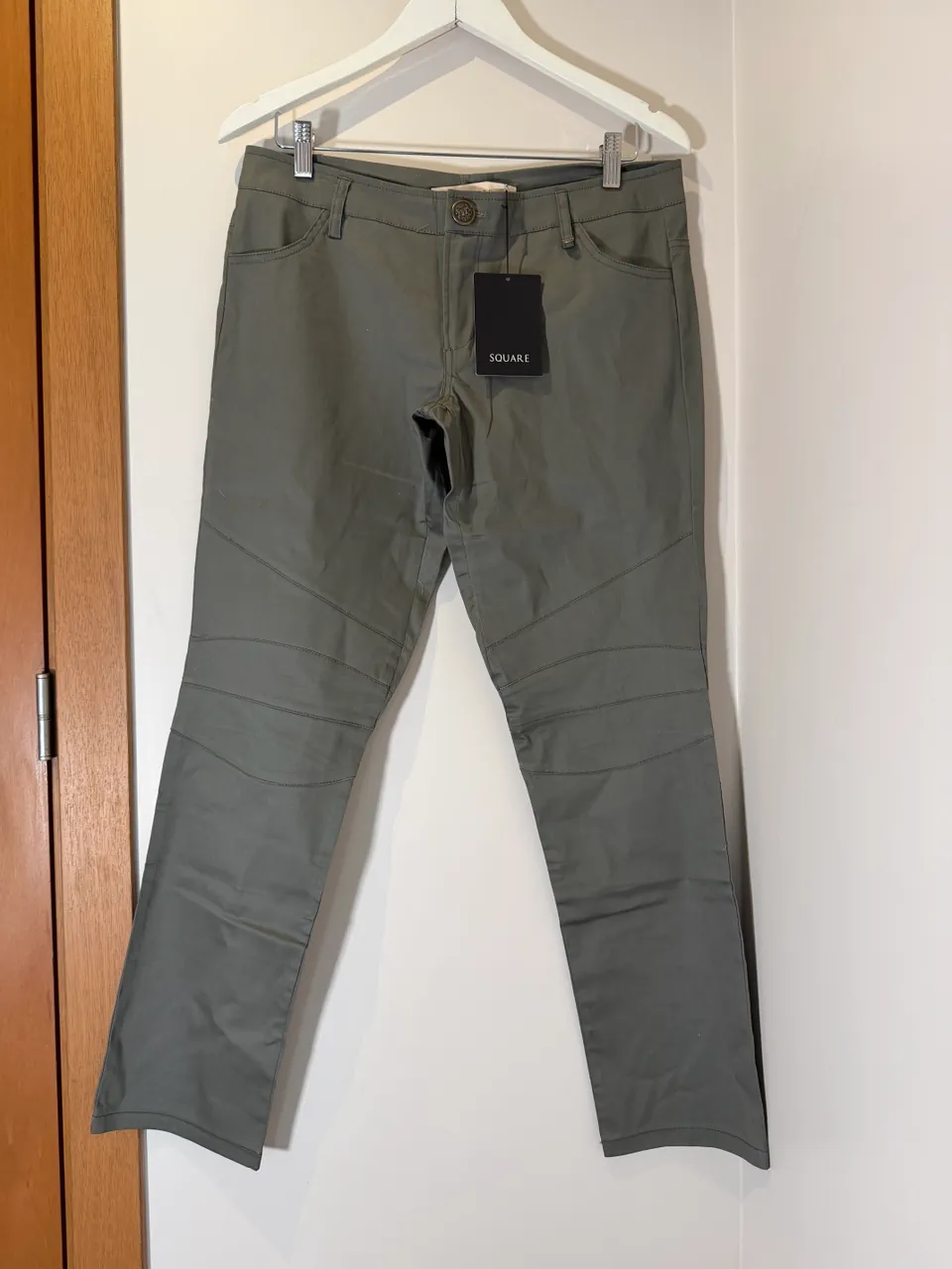 Pantalón Square · Talle MEX/ARG 32