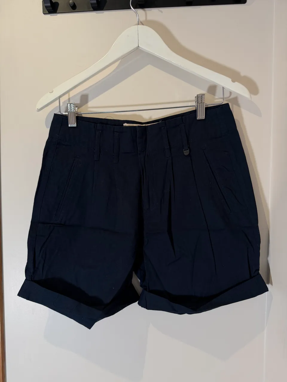 Short Square - imagen 1