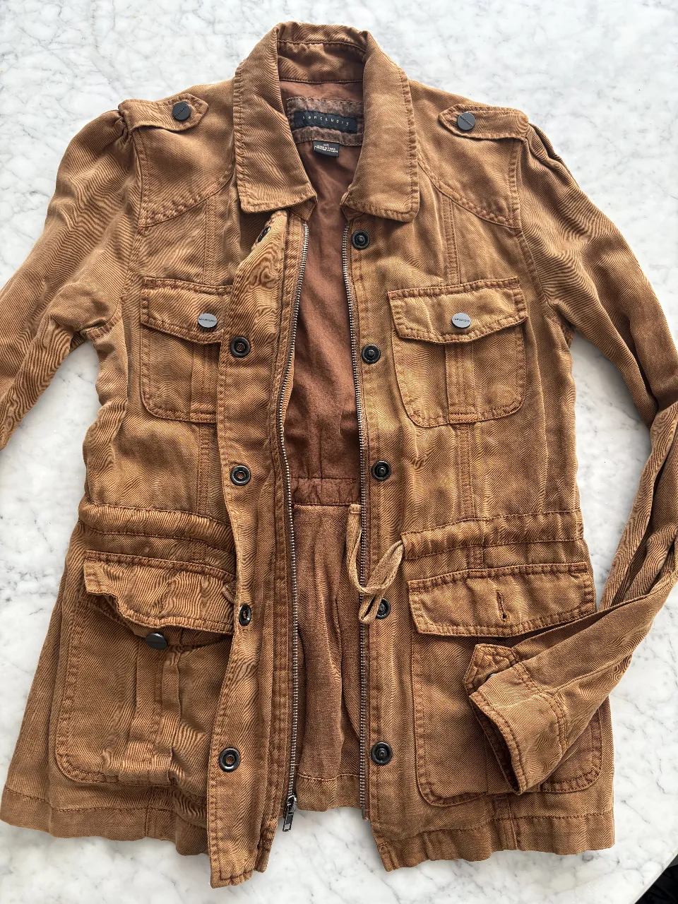 Campera Sanctuary · Talle XS