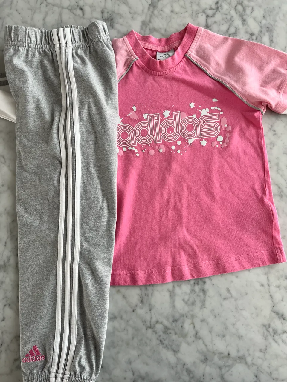 Conjunto adidas · Talle 3 años / 98 cm