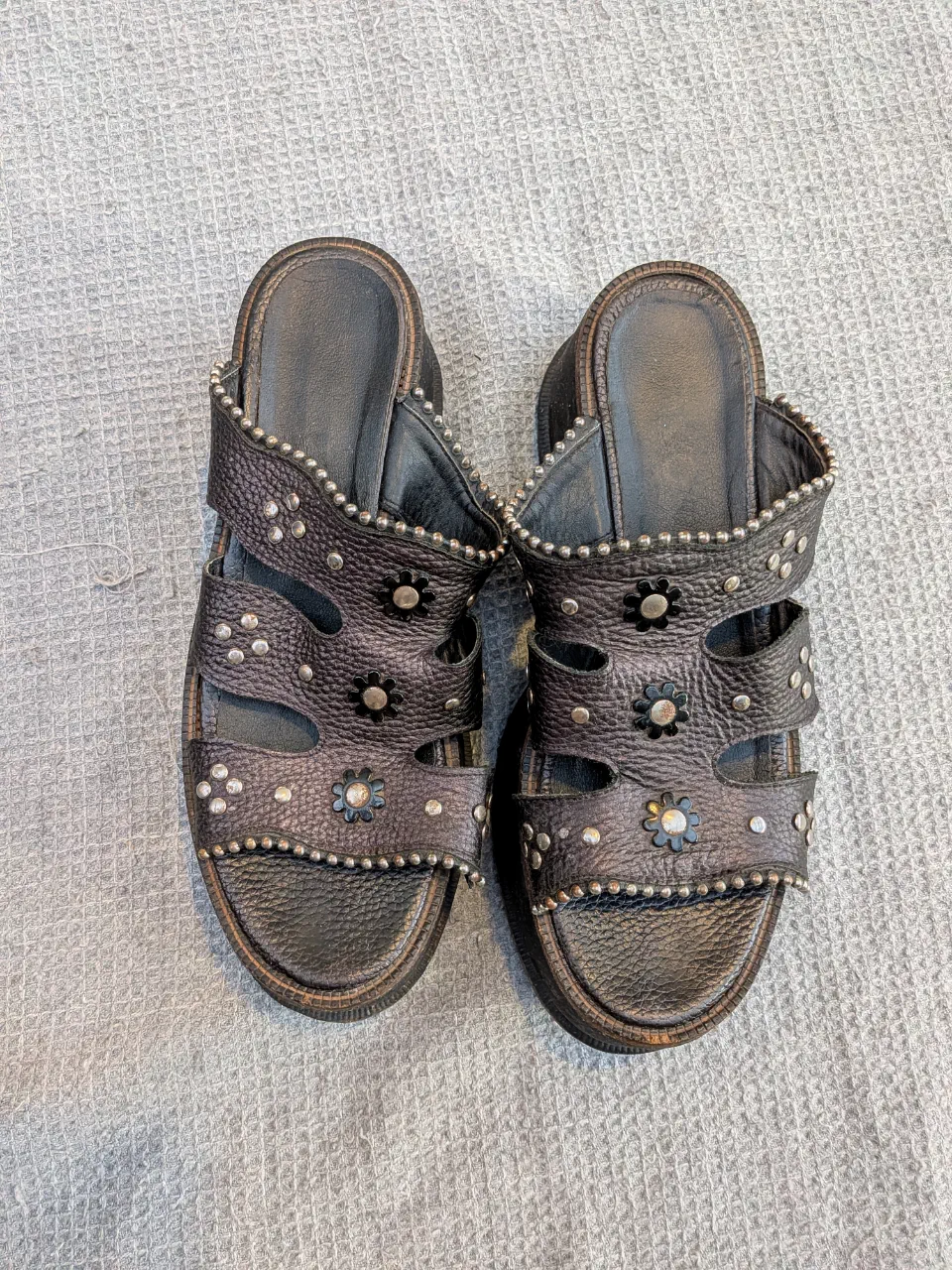 Zuecos Viamo · Talle AR 40