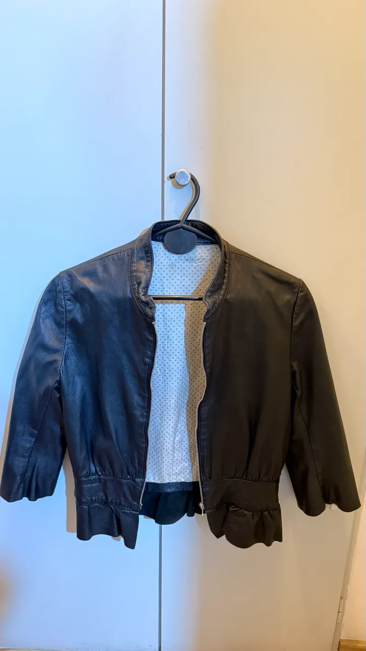 Campera A ≠ - imagen 1