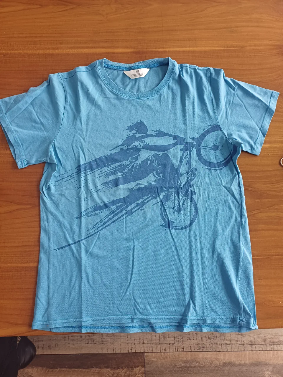 Remera H&M · Talle 12 años / 152 cm