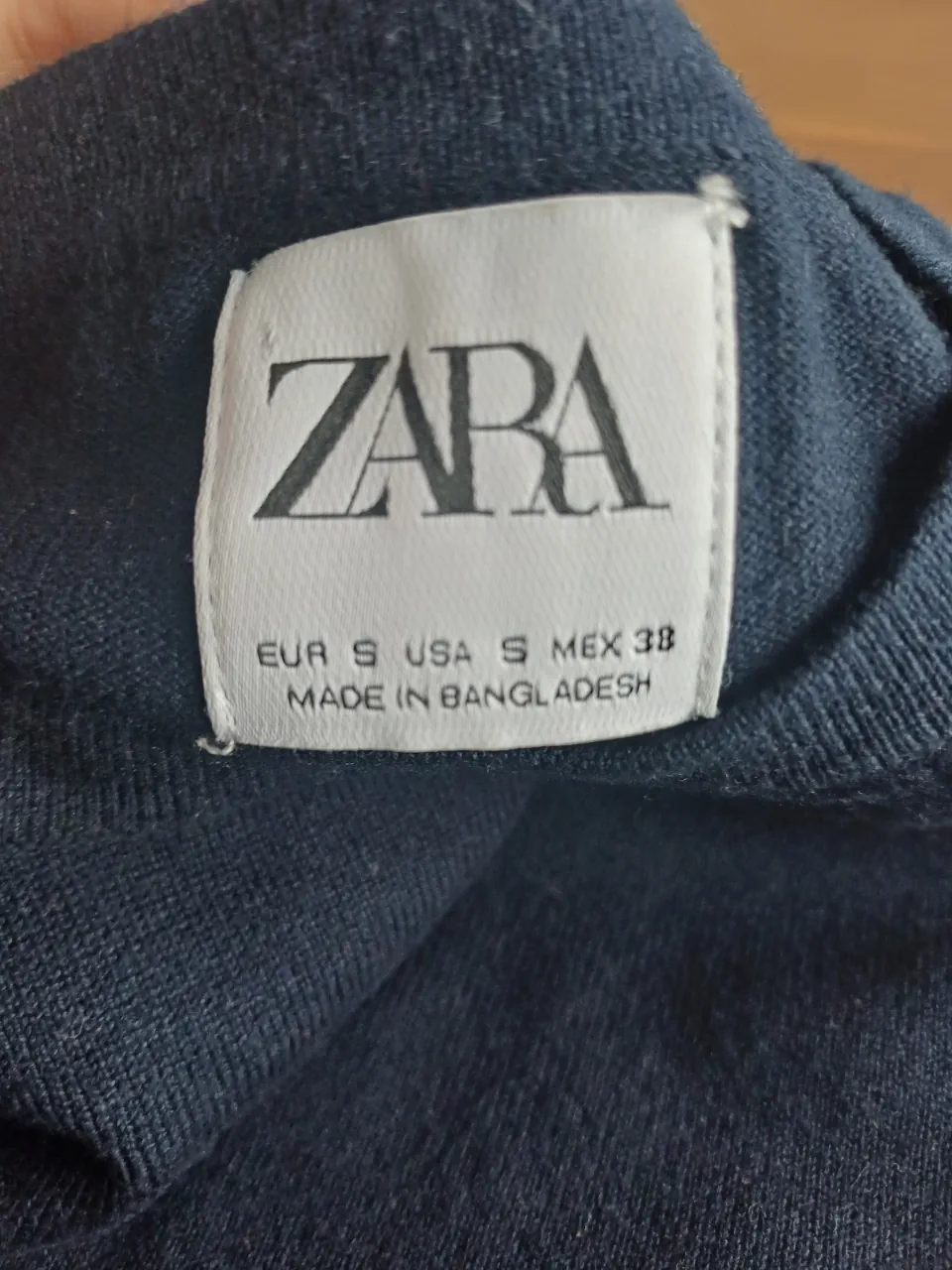 Sweater de cuello redondo Zara - imagen 4