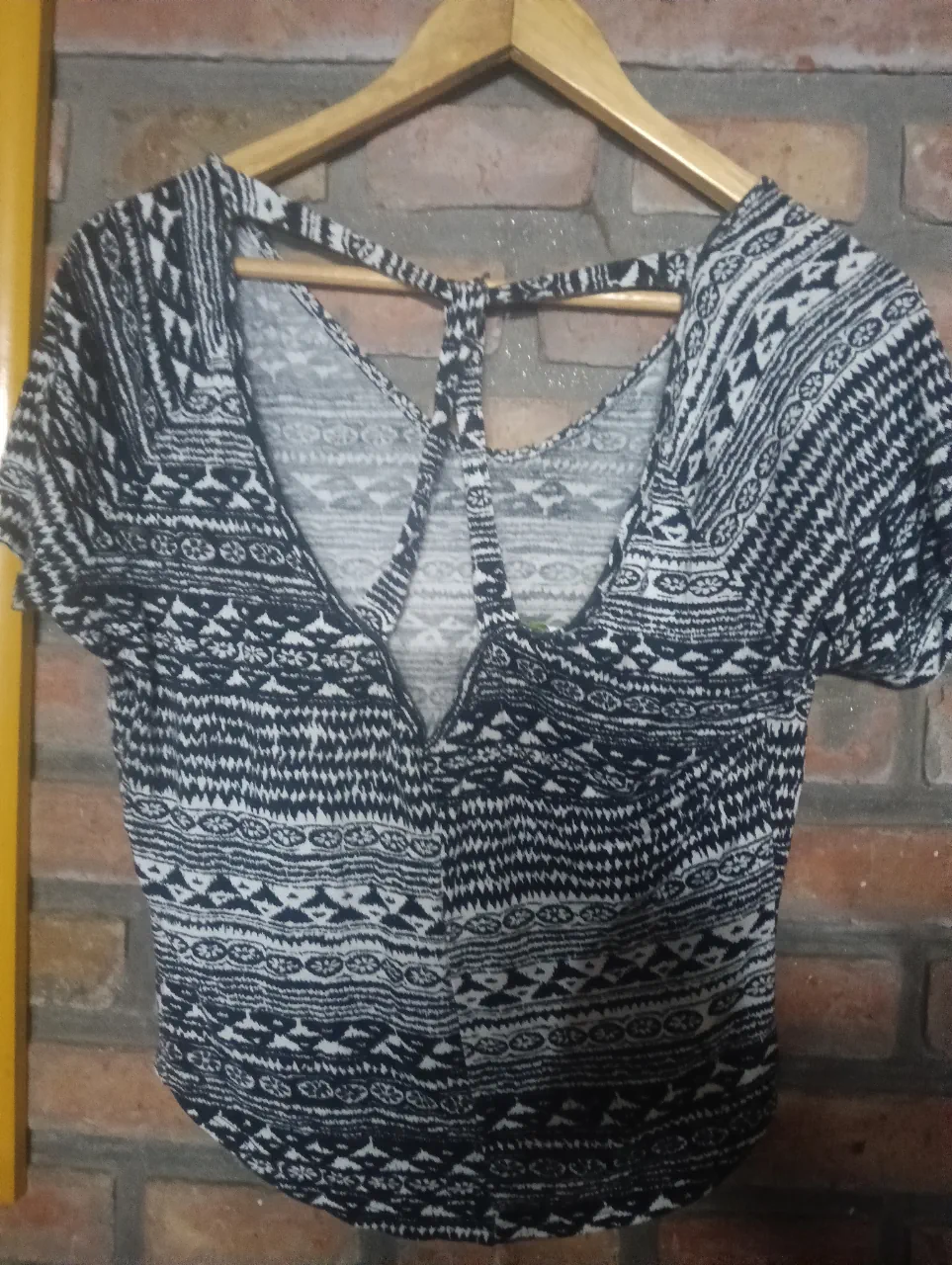 Remera Abstracta - imagen 1