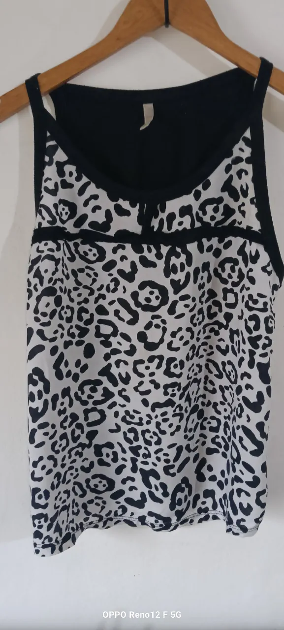 Musculosa Le Utthe - imagen 1