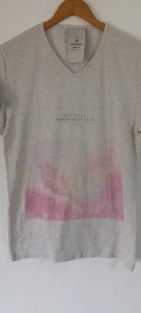 Remera Insomnio · Talle L