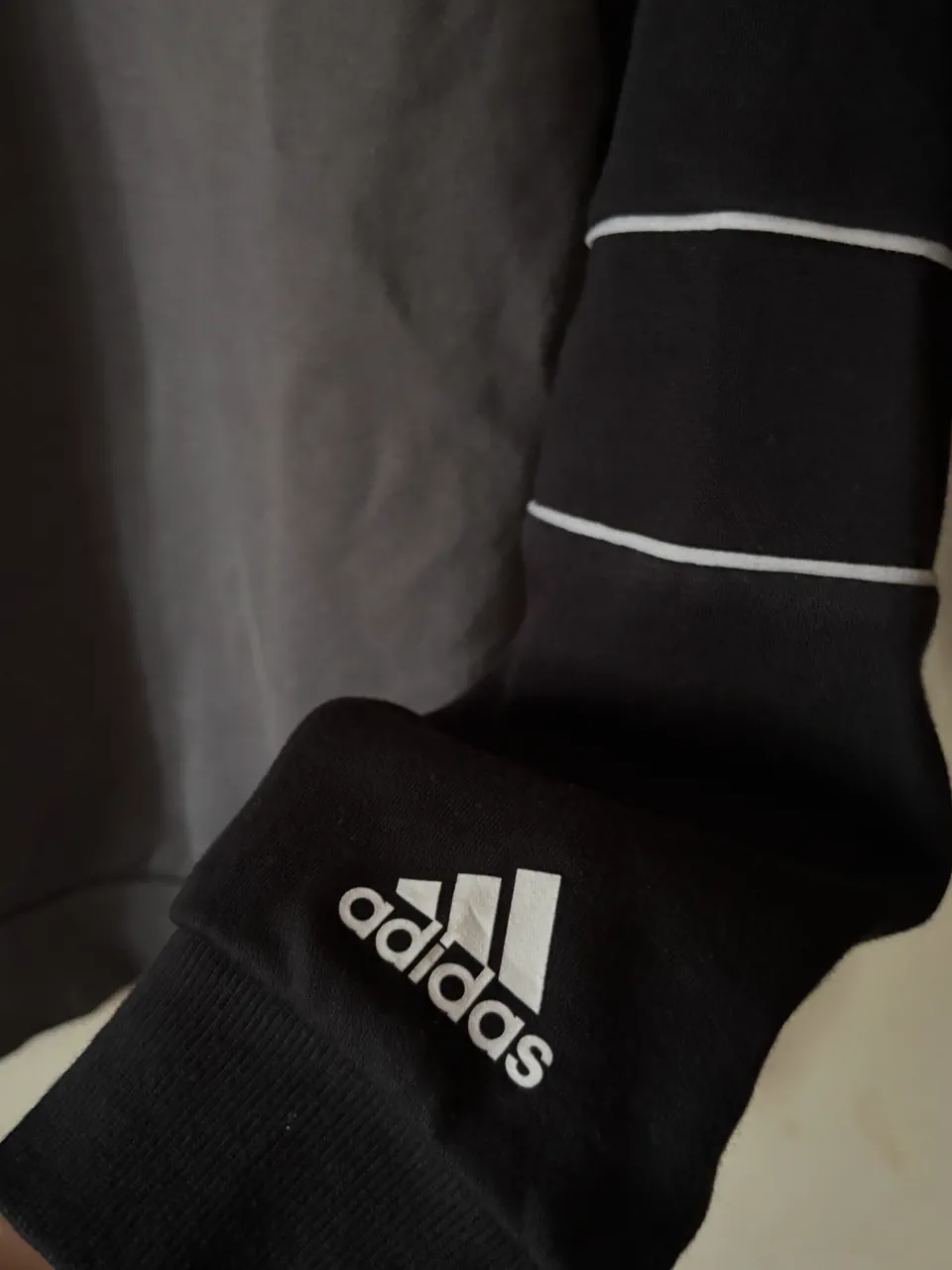 Buzo adidas - imagen 3